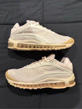 Nike Women’s Air Max Deluxe OG
